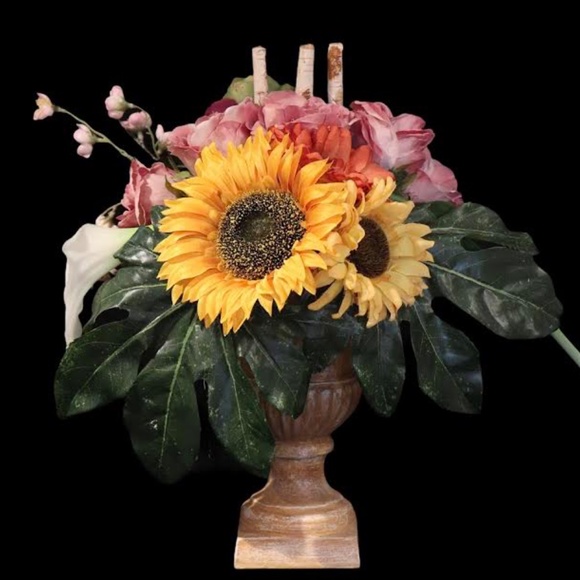 *NWT Custom Exotic Floral Arrangement - Picture 12 of 12